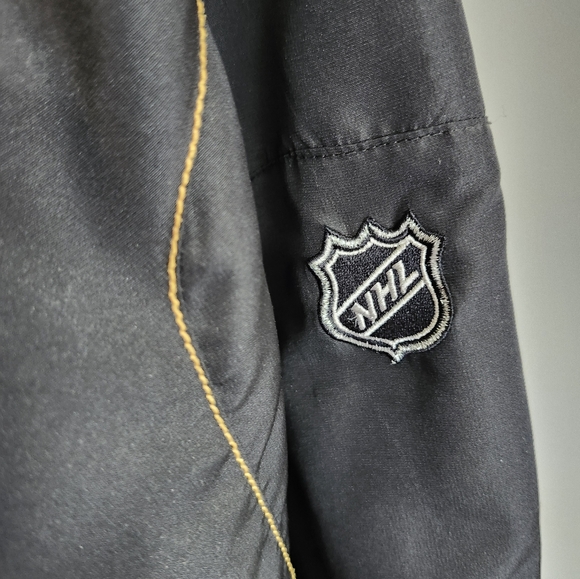 Reebok Boston Bruins jacket - Picture 3 of 3